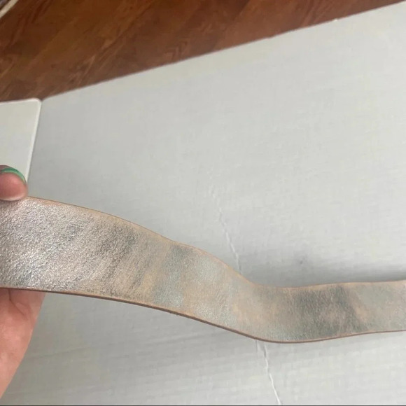 Guess Metallic Belt - Picture 6 of 10